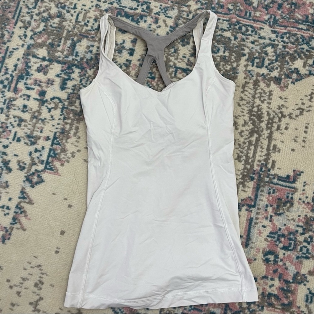 Lululemon sport tank top, size 4